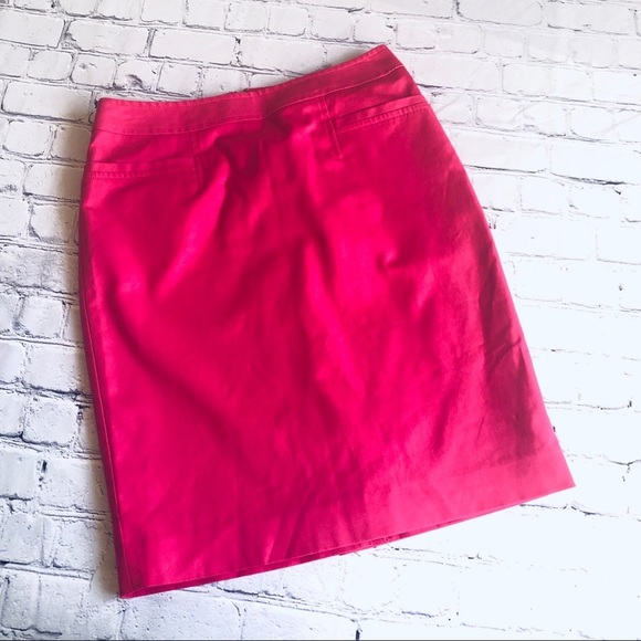 Halogen Fuschia‎ Pencil Skirt size 2 Petite Host Pick Best in Petites!!! - Picture 2 of 10